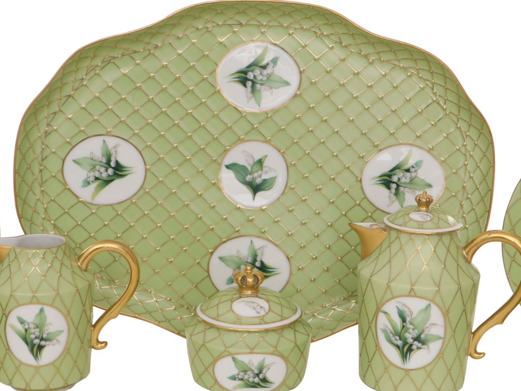 QUEEN ELIZABETH II COLLECTION